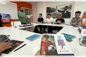 TSYD Samsun ve American Lıfe'tan Spor Muhabirlerine İngilizce Eğitimi